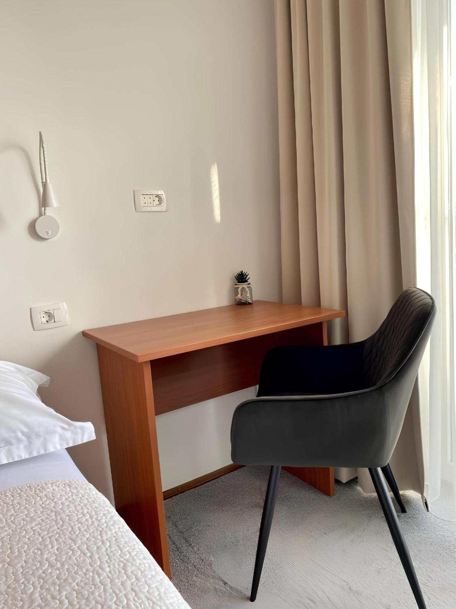 Accommodation Ventus Baska Voda Exterior photo